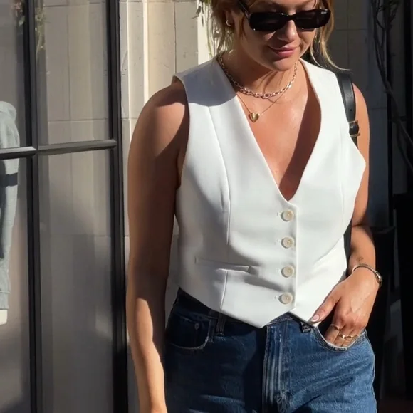 Elegant White Women's Vest & Pant Set - Picture 5 of 11